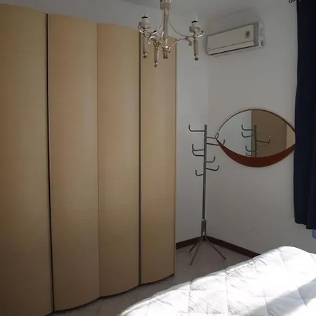 Appartement Savelli House In Center With Private Parking And Garden