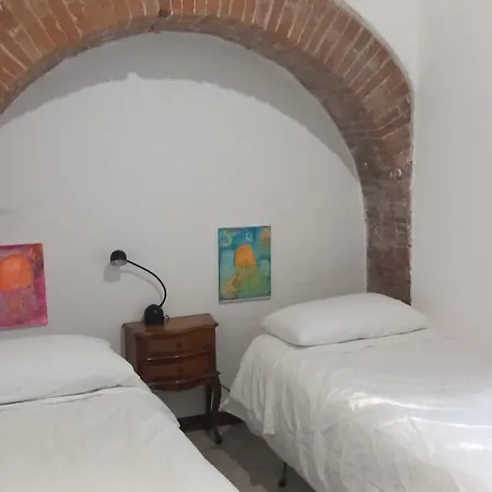 Savelli House - Center And Private Parking Ztl Free! Apartment *